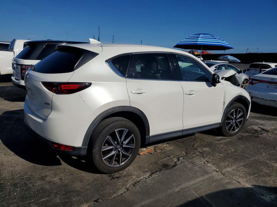 Продаж на аукціоні авто 2017 Mazda Cx-5, vin: JM3KFADL2H0107992, номер лоту: 66856746