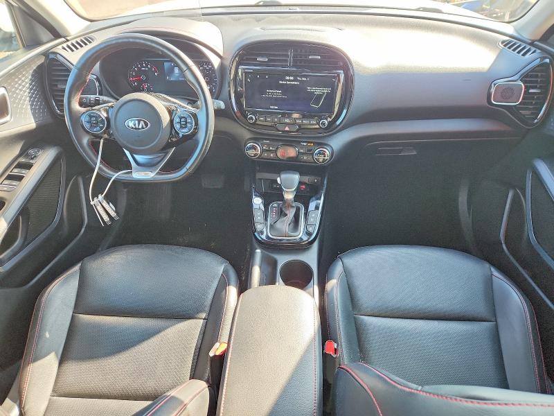 2020 Kia Soul მანქანა იყიდება აუქციონზე, vin: KNDJ33AU3L7061952, აუქციონის ნომერი: 67671816