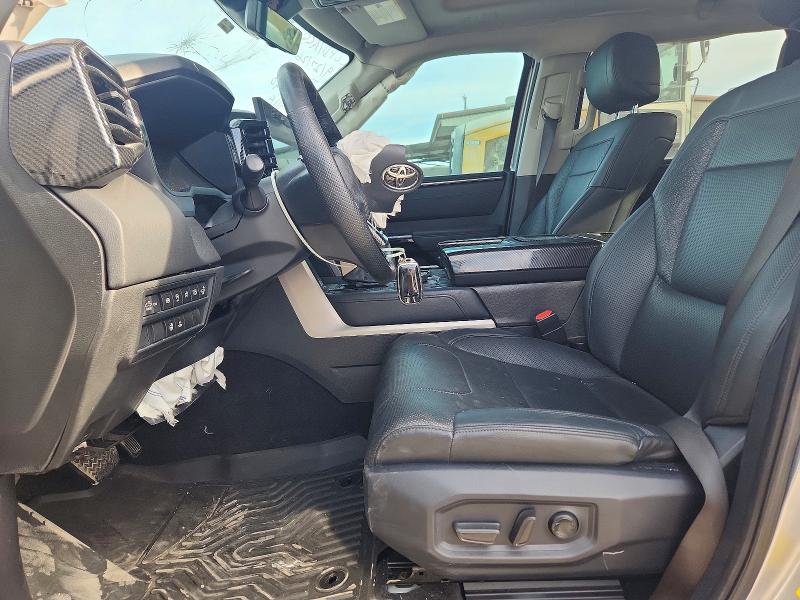 Продажа на аукционе авто 2022 Toyota Tundra, vin: 5TFJA5AB1NX001400, номер лота: 71108876
