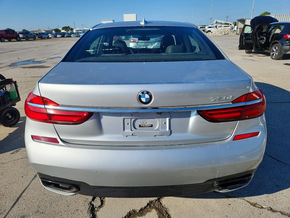 Продажа на аукционе авто 2018 Bmw 750, vin: WBA7F0C5XJGM23100, номер лота: 69722356
