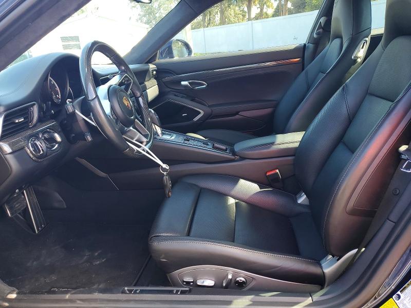 69908866 :رقم المزاد ، WP0AD2A92JS156533 vin ، 2018 Porsche 911 مزاد بيع