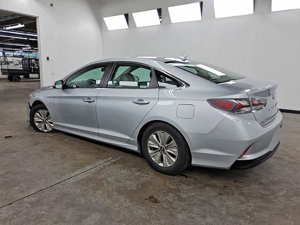 Продаж на аукціоні авто 2018 Hyundai Sonata Hybrid, vin: KMHE24L33JA080138, номер лоту: 68026376
