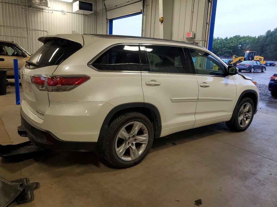 69534726 :رقم المزاد ، 5TDDKRFH2FS099228 vin ، 2015 Toyota Highlander مزاد بيع