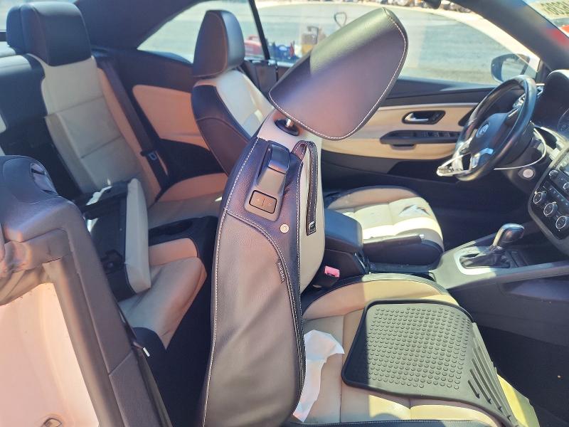 68146236 :رقم المزاد ، WVWFW8AH8FV002456 vin ، 2015 Volkswagen Eos مزاد بيع