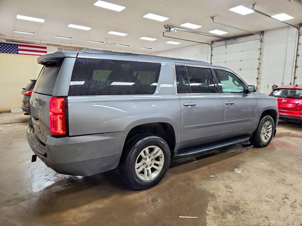 66187566 :رقم المزاد ، 1GNSCGKC8KR139928 vin ، 2019 Chevrolet Suburban مزاد بيع