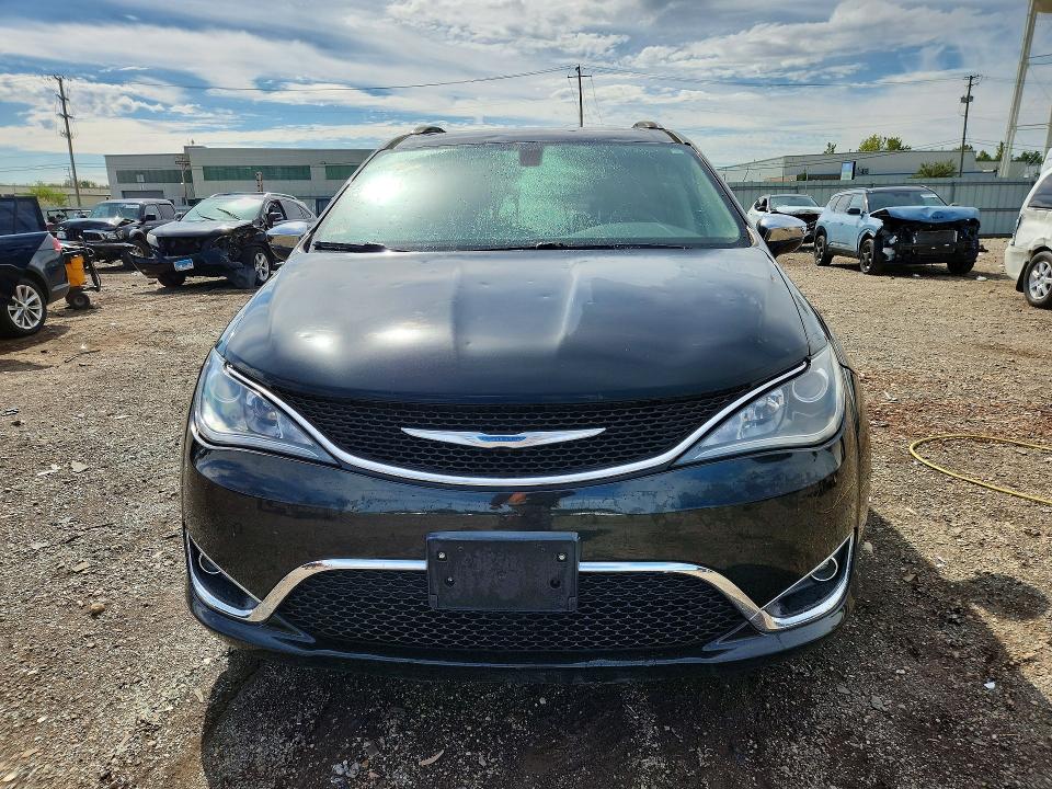 2018 Chrysler Pacifica მანქანა იყიდება აუქციონზე, vin: 2C4RC1GG4JR121225, აუქციონის ნომერი: 69804976