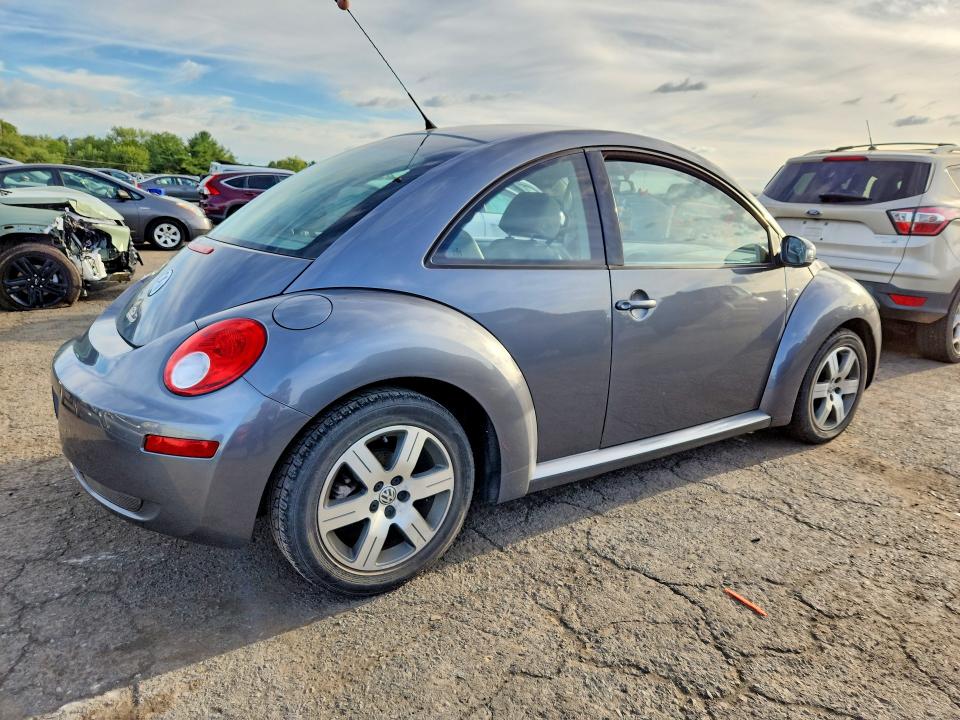 69451826 :رقم المزاد ، 3VWRW31C26M400726 vin ، 2006 Volkswagen New Beetle مزاد بيع