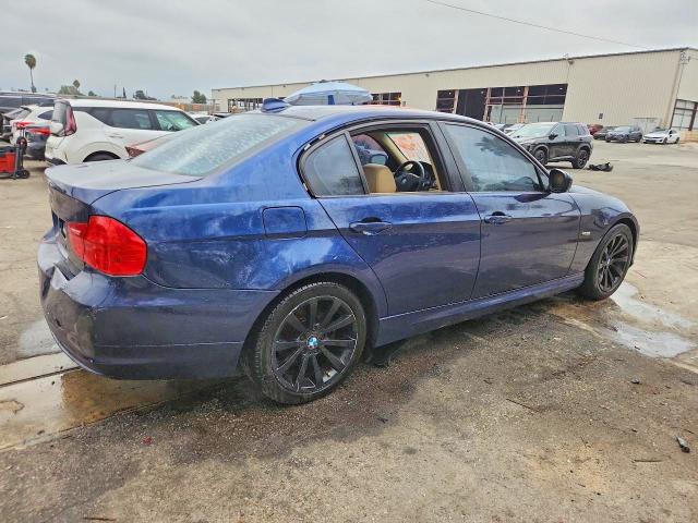 67381576 :رقم المزاد ، WBAPH5G52BNM71835 vin ، 2011 Bmw 328 مزاد بيع