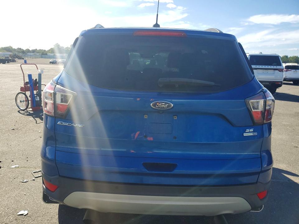70063926 :رقم المزاد ، 1FMCU9G98HUA07255 vin ، 2017 Ford Escape مزاد بيع
