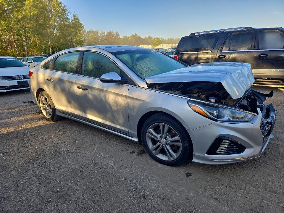 68198816 :رقم المزاد ، 5NPE34AF9KH749182 vin ، 2019 Hyundai Sonata مزاد بيع