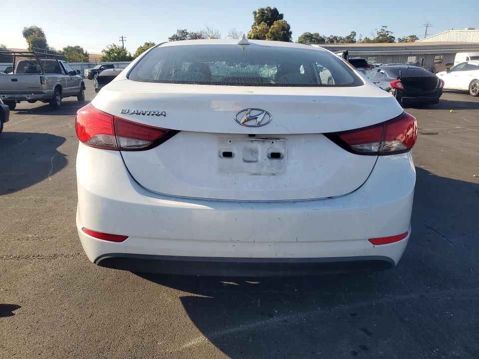 2016 Hyundai Elantra მანქანა იყიდება აუქციონზე, vin: 5NPDH4AE1GH659021, აუქციონის ნომერი: 69761056
