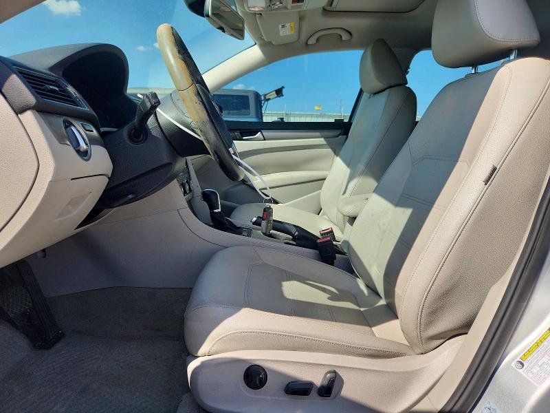 2014 Volkswagen Passat მანქანა იყიდება აუქციონზე, vin: 1VWBS7A38EC091204, აუქციონის ნომერი: 68592636