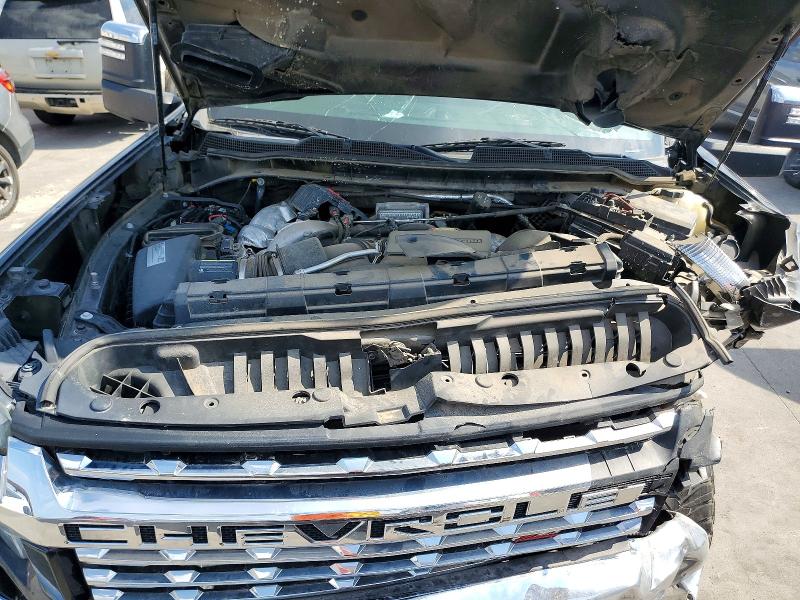 70805056 :رقم المزاد ، 1GC4YPEY6MF291401 vin ، 2021 Chevrolet Silverado مزاد بيع