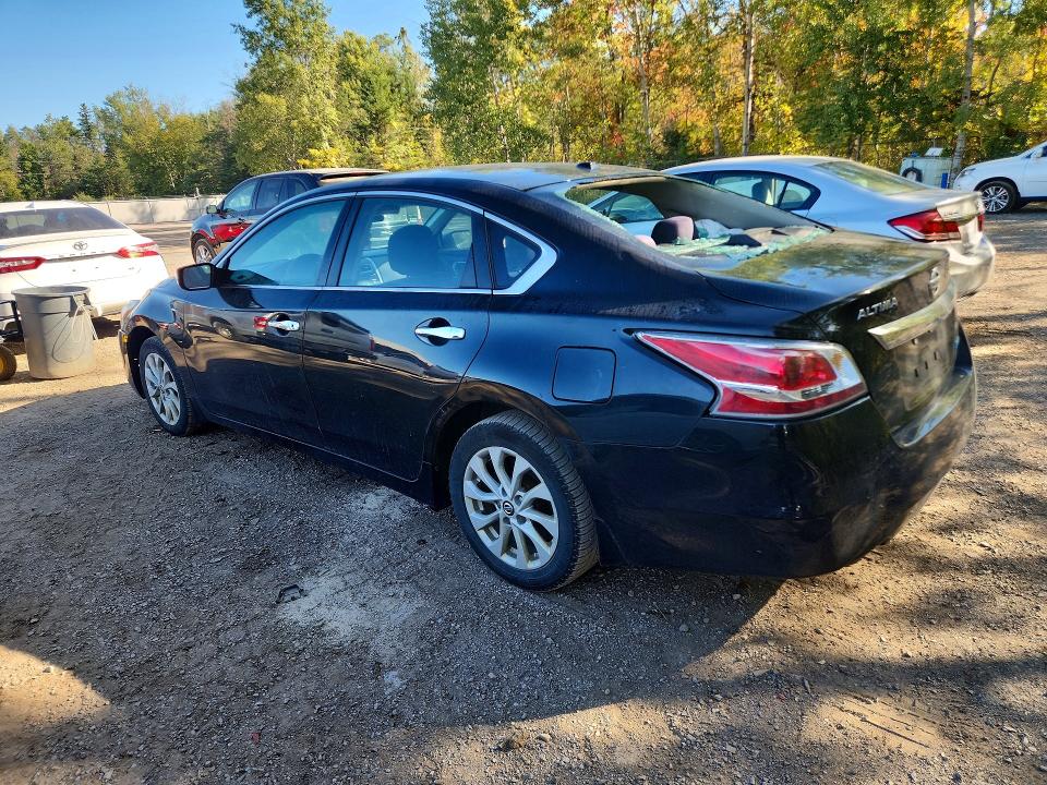 2015 Nissan Altima მანქანა იყიდება აუქციონზე, vin: 1N4AL3AP9FN366226, აუქციონის ნომერი: 68974836