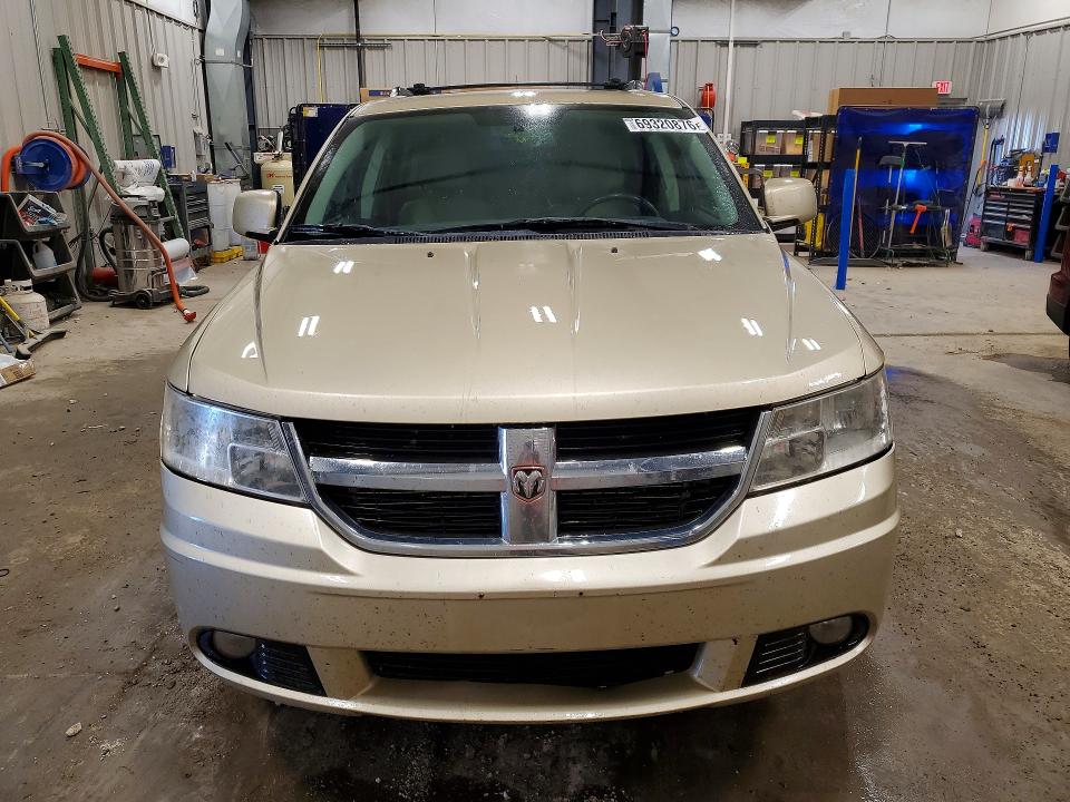 69320876 :رقم المزاد ، 3D4PG5FV0AT118731 vin ، 2010 Dodge Journey مزاد بيع
