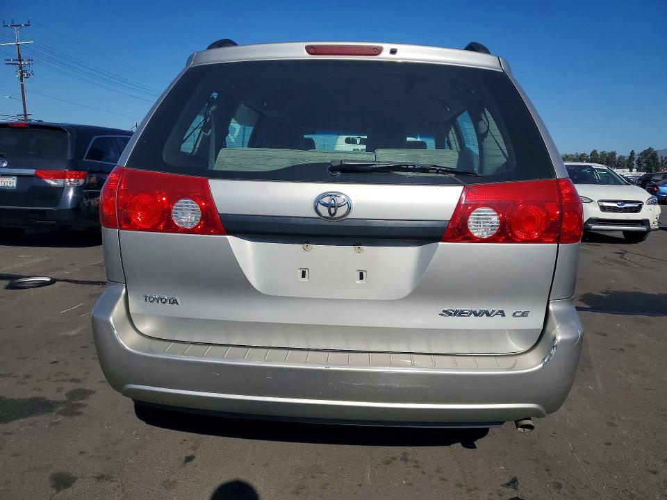 2006 Toyota Sienna მანქანა იყიდება აუქციონზე, vin: 5TDZA23C66S452563, აუქციონის ნომერი: 70312656