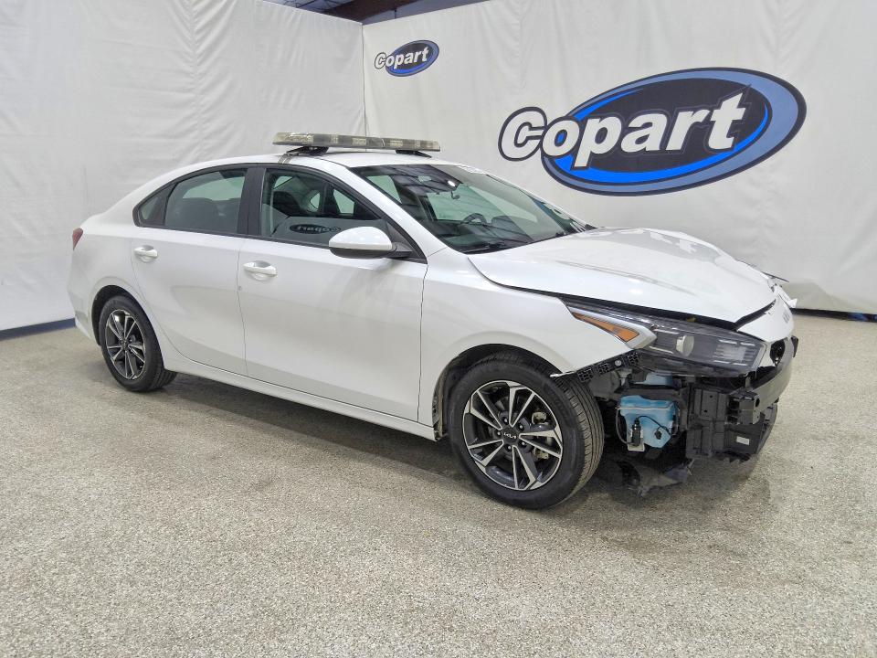 70648706 :رقم المزاد ، 3KPF24AD9RE836262 vin ، 2024 Kia Forte مزاد بيع