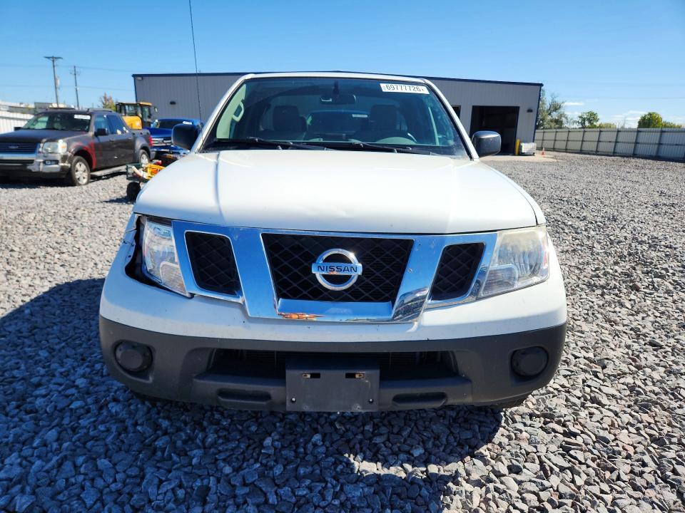 69777726 :رقم المزاد ، 1N6BD0CT2HN728112 vin ، 2017 Nissan Frontier مزاد بيع