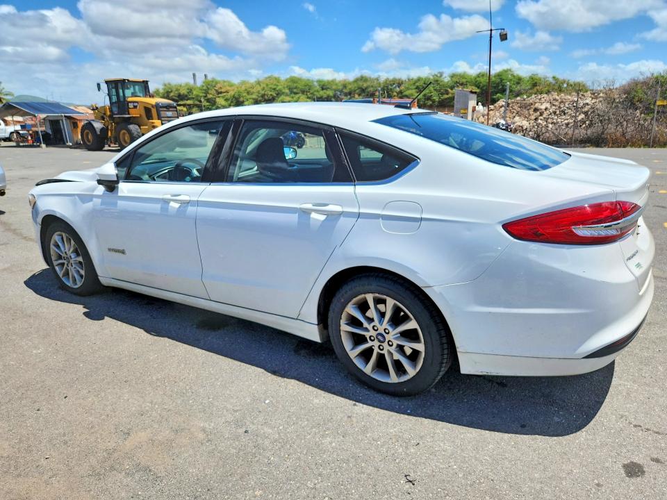 67154416 :رقم المزاد ، 3FA6P0LU3HR295827 vin ، 2017 Ford Fusion مزاد بيع