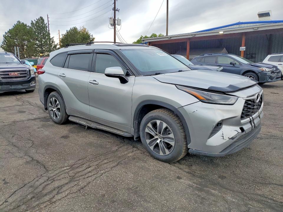 70619326 :رقم المزاد ، 5TDKDRAH2PS522917 vin ، 2023 Toyota Highlander مزاد بيع