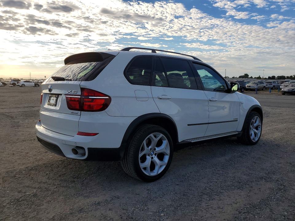 Продажа на аукционе авто 2013 Bmw X5, vin: 5UXZW0C50D0B93559, номер лота: 68672026