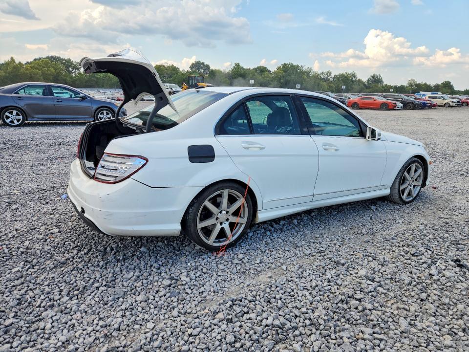 67011586 :رقم المزاد ، WDDGF4HB7EA952561 vin ، 2014 Mercedes-benz C مزاد بيع