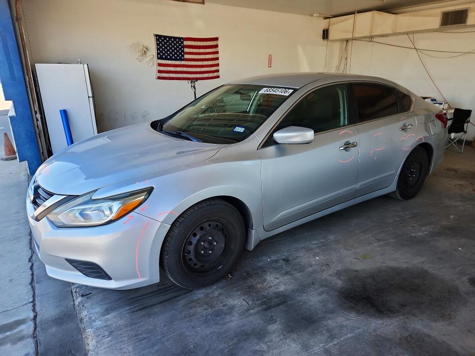 68545106 :رقم المزاد ، 1N4AL3AP2JC234851 vin ، 2018 Nissan Altima مزاد بيع