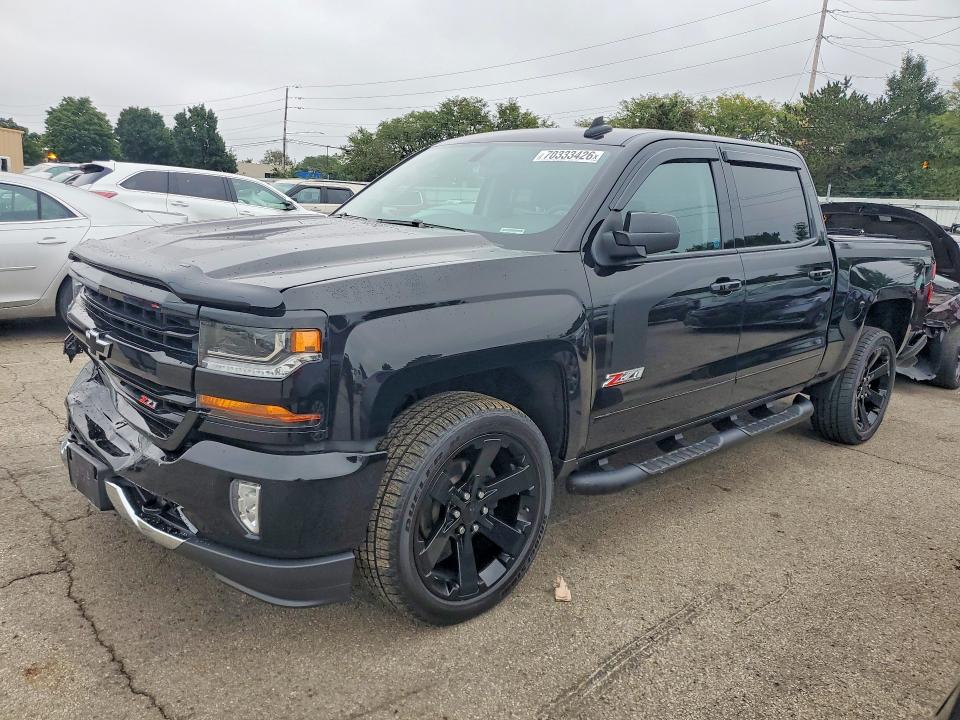70333426 :رقم المزاد ، 3GCUKREC8HG373913 vin ، 2017 Chevrolet Silverado مزاد بيع
