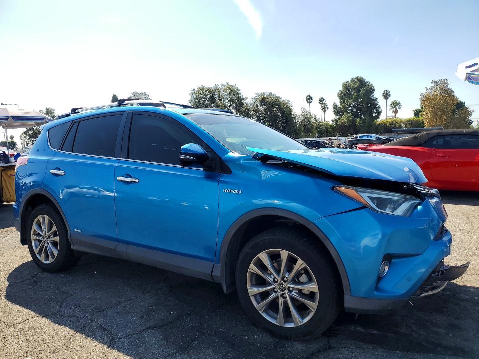 67503626 :رقم المزاد ، JTMDJREV1JD159577 vin ، 2018 Toyota Rav4 Hv مزاد بيع