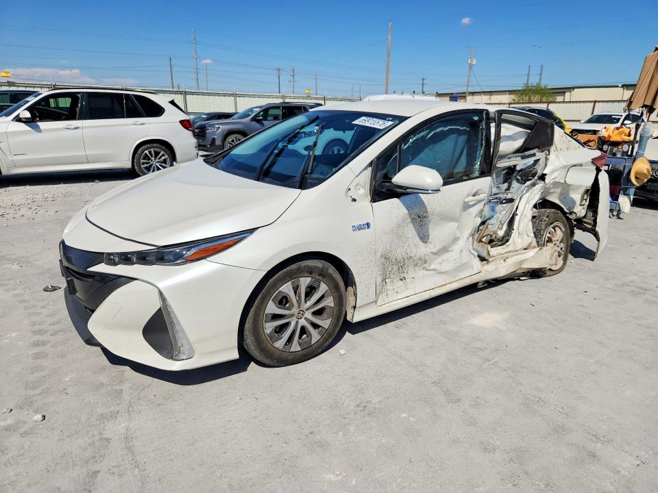 Продаж на аукціоні авто 2020 Toyota Prius Prime, vin: JTDKARFP5L3127263, номер лоту: 69915576