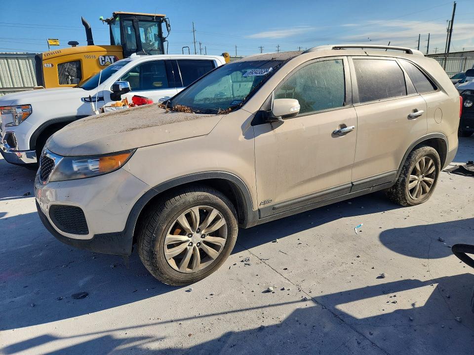 2011 Kia Sorento მანქანა იყიდება აუქციონზე, vin: 5XYKTDA29BG096036, აუქციონის ნომერი: 69343636