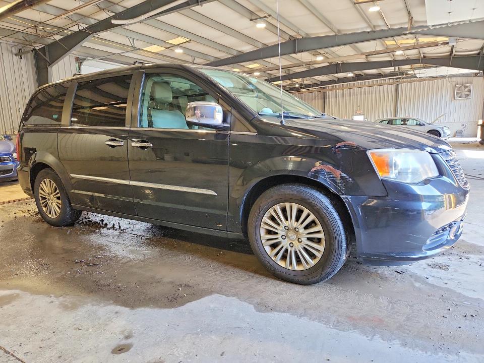 67858796 :رقم المزاد ، 2C4RC1GG0ER237172 vin ، 2014 Chrysler Town & Country مزاد بيع