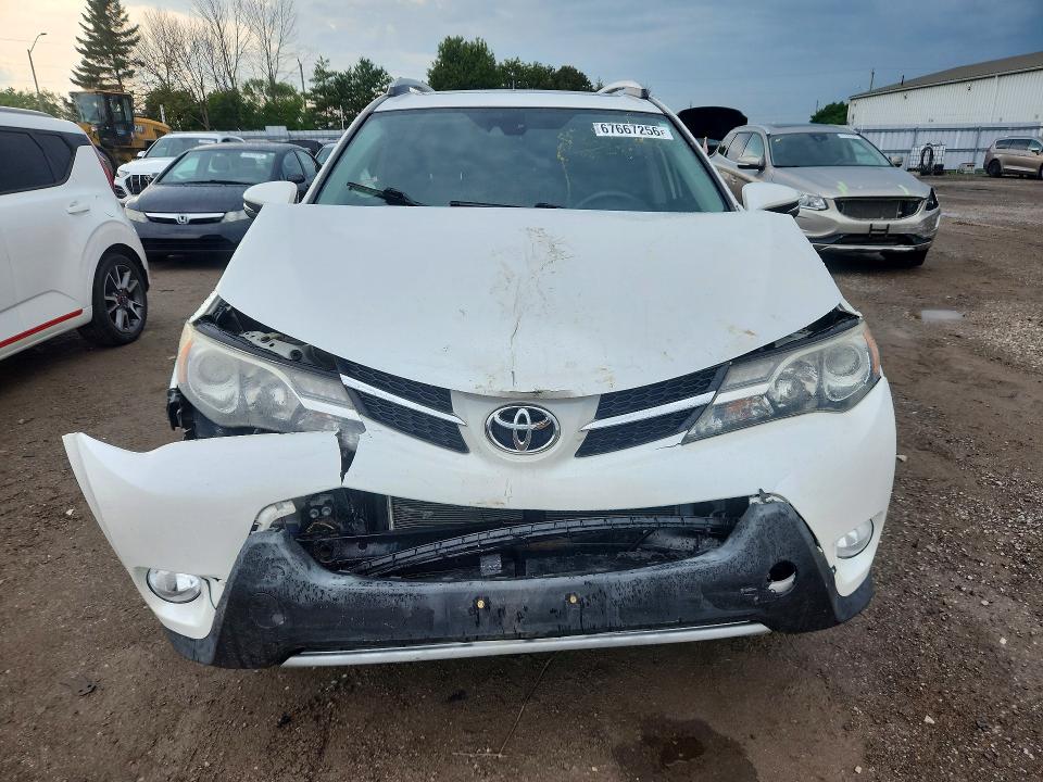 2015 Toyota Rav4 მანქანა იყიდება აუქციონზე, vin: 2T3DFREV1FW381032, აუქციონის ნომერი: 67667256
