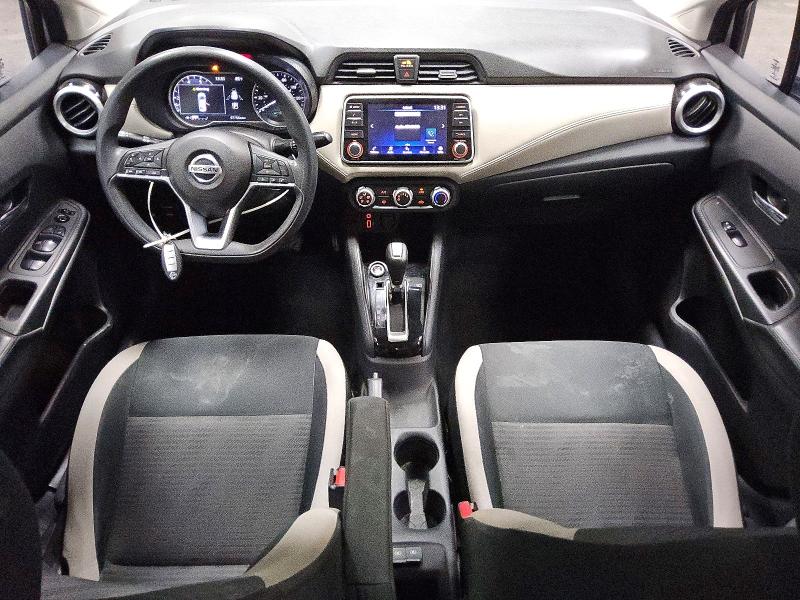 66547736 :رقم المزاد ، 3N1CN8EV8LL864869 vin ، 2020 Nissan Versa مزاد بيع
