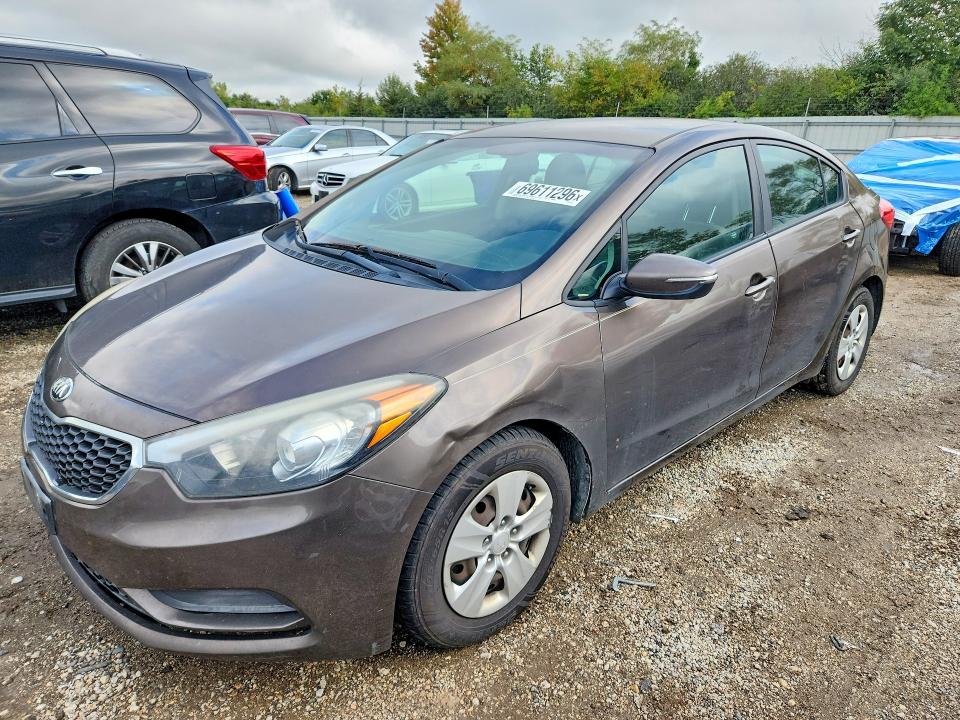 2015 Kia Forte მანქანა იყიდება აუქციონზე, vin: KNAFX4A60F5352374, აუქციონის ნომერი: 69611296