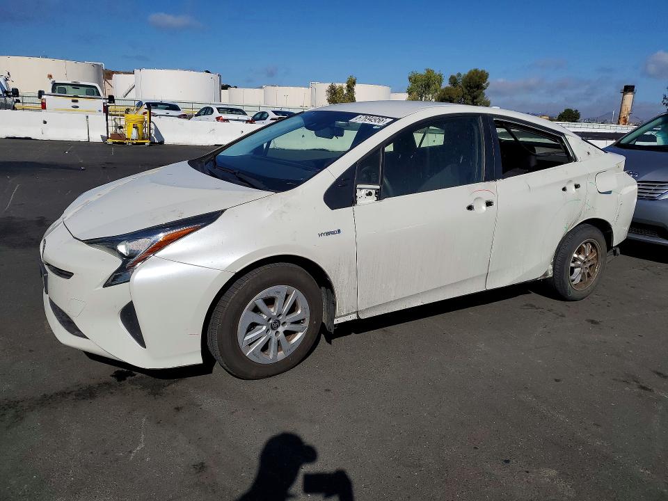 67694956 :رقم المزاد ، JTDKBRFU2J3076255 vin ، 2018 Toyota Prius مزاد بيع