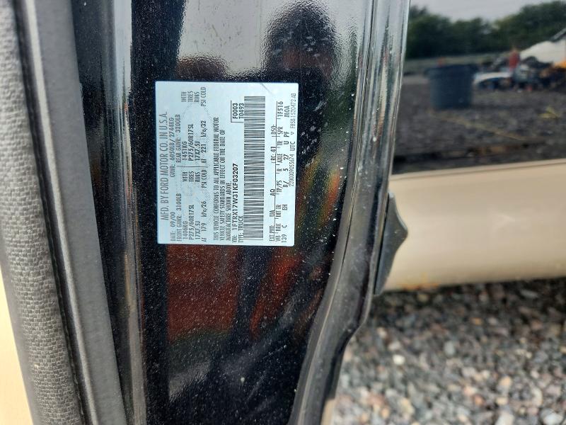 68799006 :رقم المزاد ، 1FTRX17W31KF03207 vin ، 2001 Ford F150 مزاد بيع