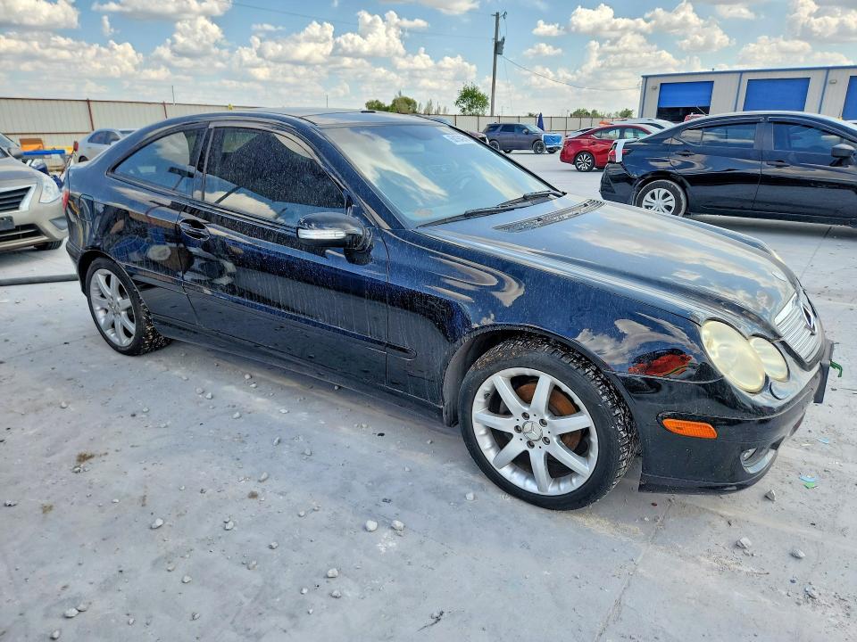68194266 :رقم المزاد ، WDBRN40J05A650584 vin ، 2005 Mercedes-benz C مزاد بيع