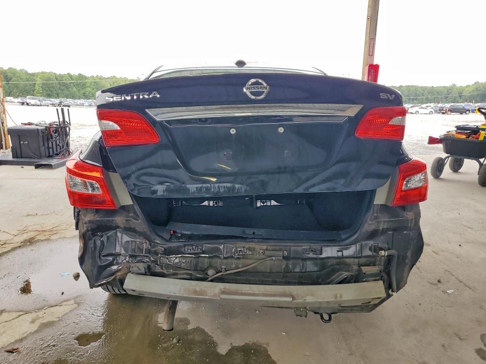 2018 Nissan Sentra მანქანა იყიდება აუქციონზე, vin: 3N1AB7AP8JL659535, აუქციონის ნომერი: 70150866