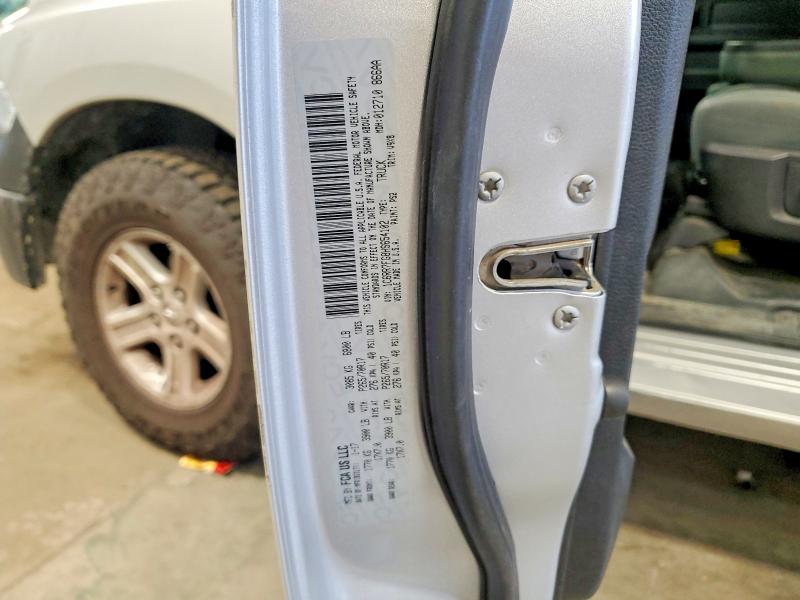68852656 :رقم المزاد ، 1C6RR7FG8HS654102 vin ، 2017 Ram 1500 مزاد بيع