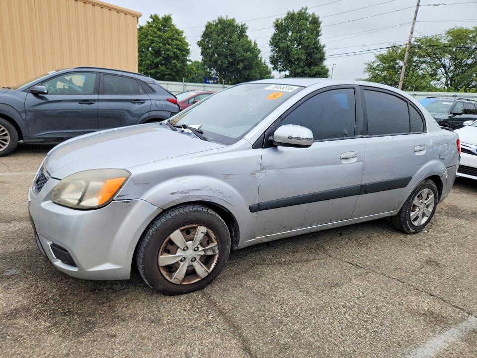 70465316 :رقم المزاد ، KNADH4A31A6682831 vin ، 2010 Kia Rio مزاد بيع