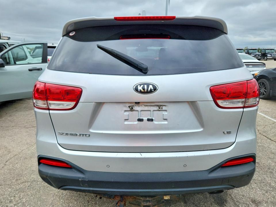 2016 Kia Sorento მანქანა იყიდება აუქციონზე, vin: 5XYPGDA57GG090716, აუქციონის ნომერი: 70331486