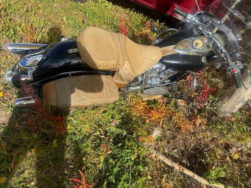 2014 Indian Motorcycle Co. Chief მანქანა იყიდება აუქციონზე, vin: 56KCCVAAXE3318622, აუქციონის ნომერი: 64084926