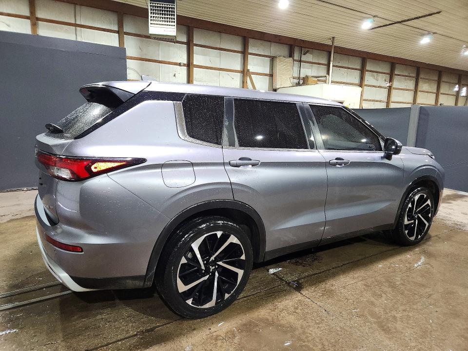 Продажа на аукционе авто 2022 Mitsubishi Outlander, vin: JA4J4UA83NZ011124, номер лота: 69613926