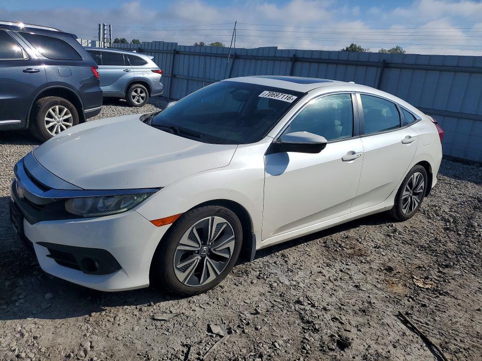 2016 Honda Civic მანქანა იყიდება აუქციონზე, vin: 19XFC1F79GE028585, აუქციონის ნომერი: 70697116