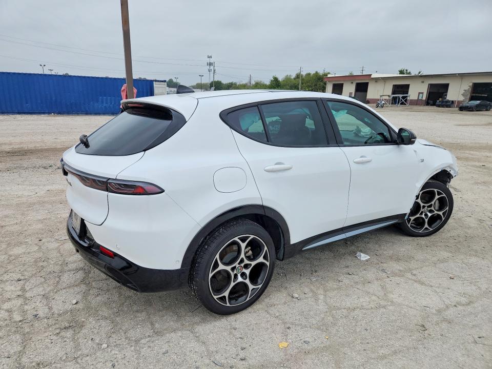 Продажа на аукционе авто 2024 Alfa Romeo Tonale, vin: ZASPATCWXR3035707, номер лота: 69696276