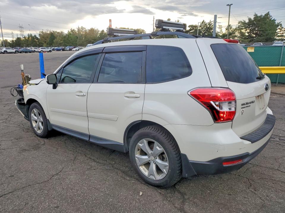 Продажа на аукционе авто 2015 Subaru Forester, vin: JF2SJADCXFG405395, номер лота: 67394386