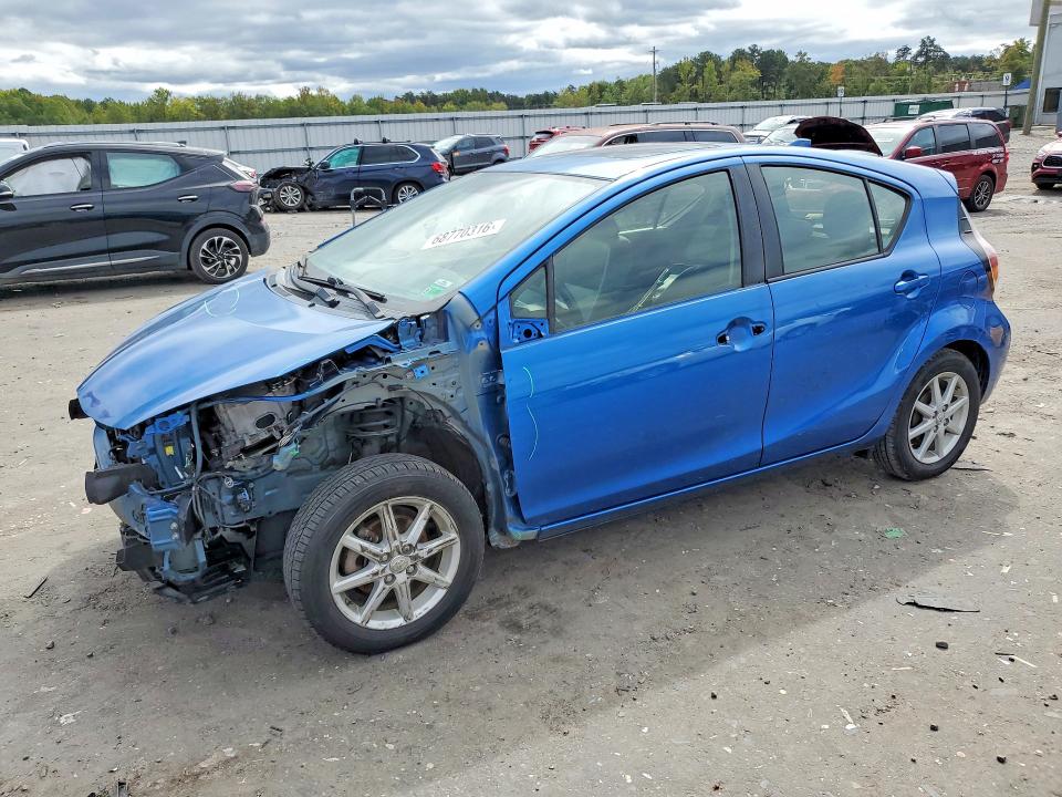 Продажа на аукционе авто 2015 Toyota Prius C, vin: JTDKDTB36F1110060, номер лота: 68770316