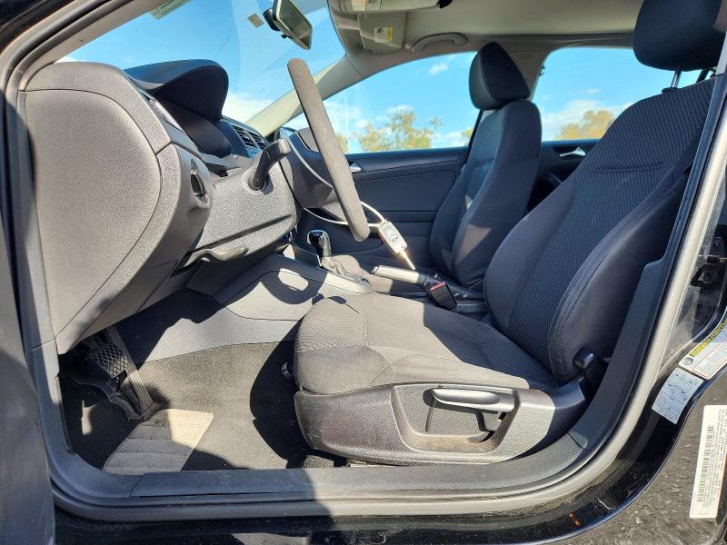70923856 :رقم المزاد ، 3VW2K7AJXBM300533 vin ، 2011 Volkswagen Jetta مزاد بيع