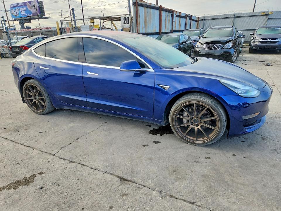 2019 Tesla Model 3 მანქანა იყიდება აუქციონზე, vin: 5YJ3E1EA6KF299360, აუქციონის ნომერი: 70133956